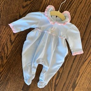 Magnolia Baby blue rosebud footie